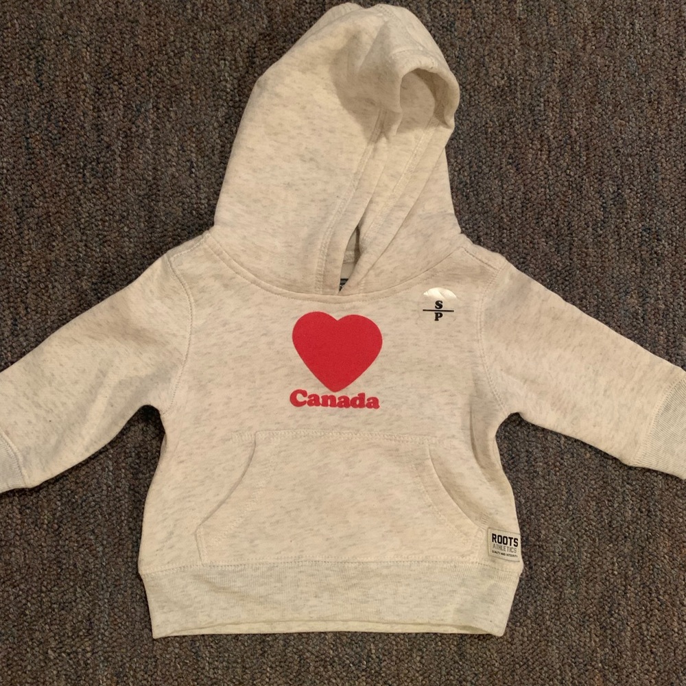 Canada hoddy size 3-6 months